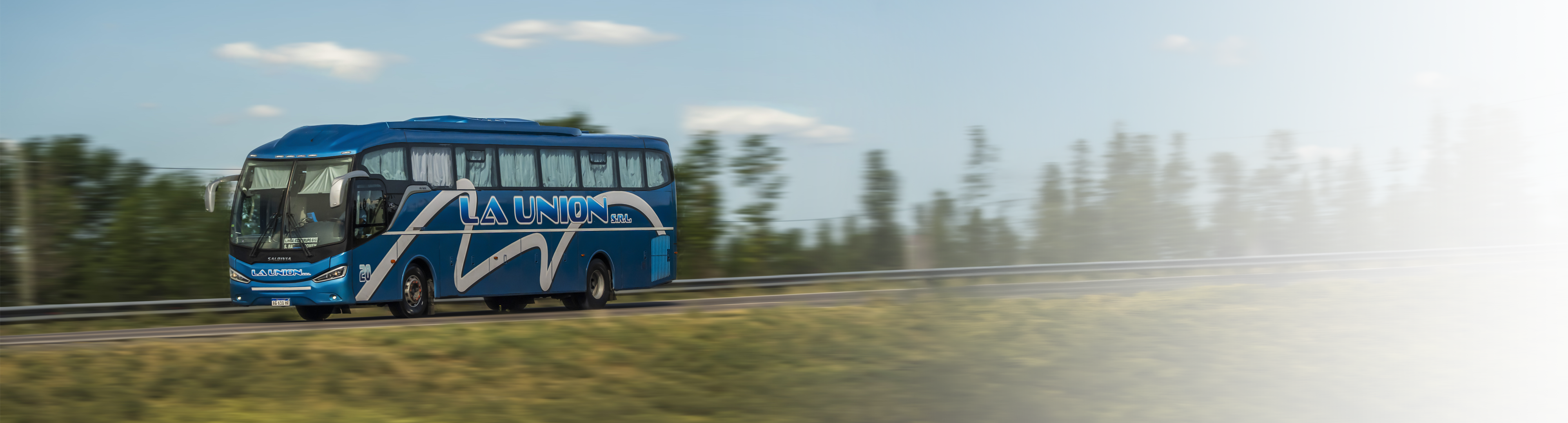 Colectivo de LA UNION S.R.L. en ruta
